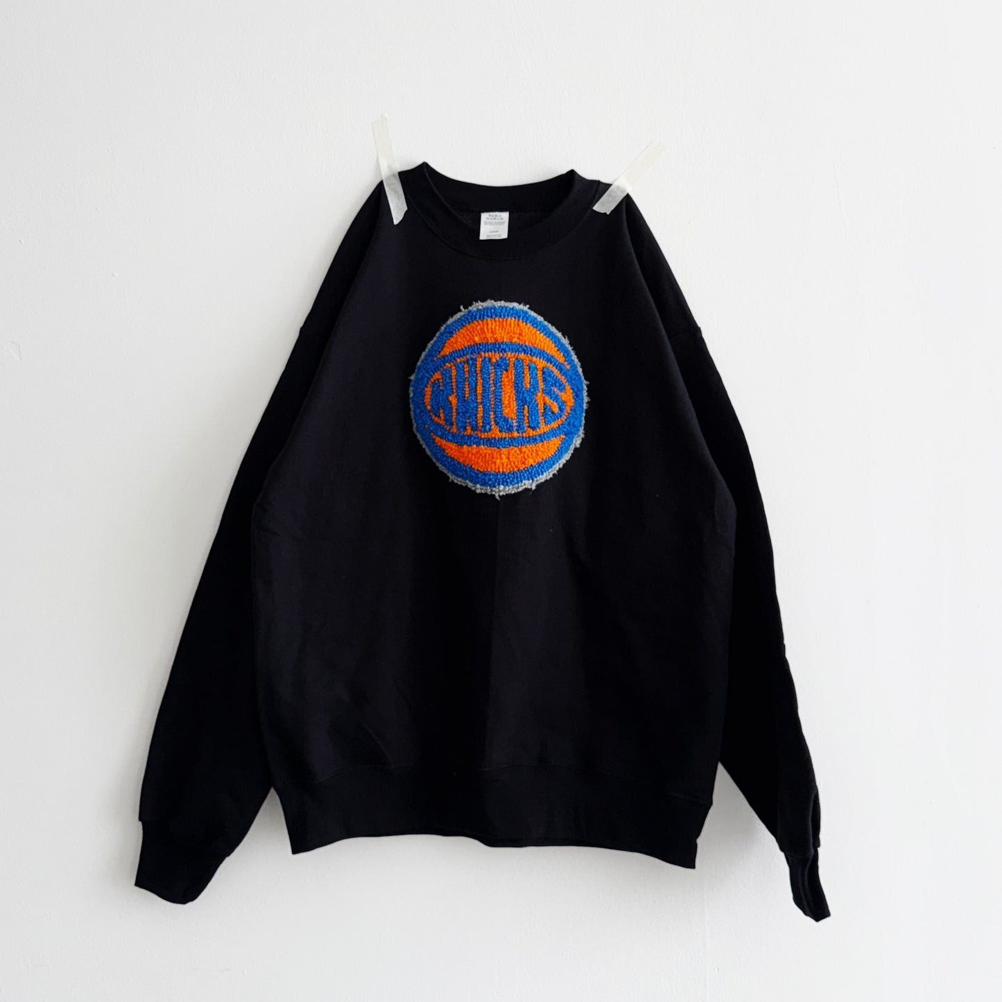 IMT hand knitted patch crewneck NY Knicks
