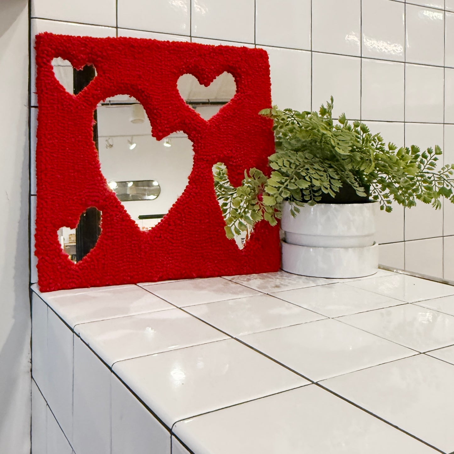 IMT carpet square mirror heart