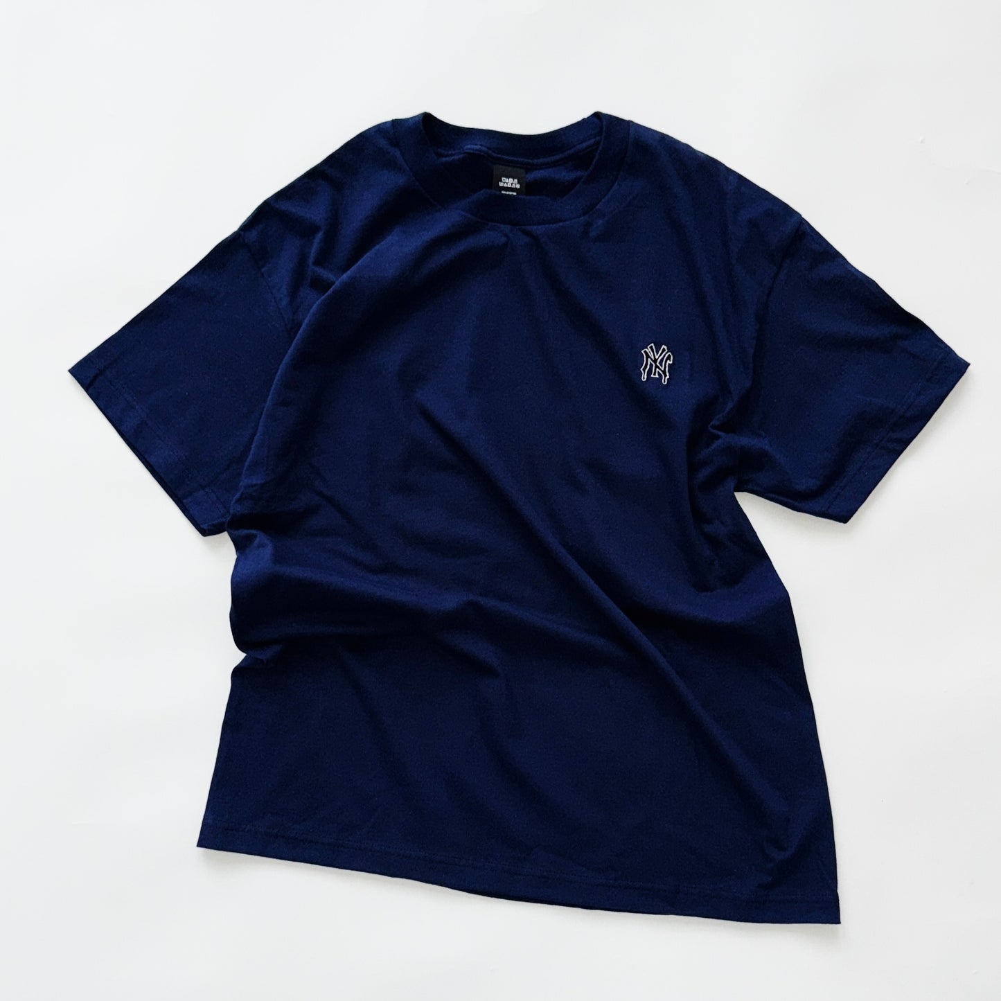 IMT embroidered dripping NY tee NVY