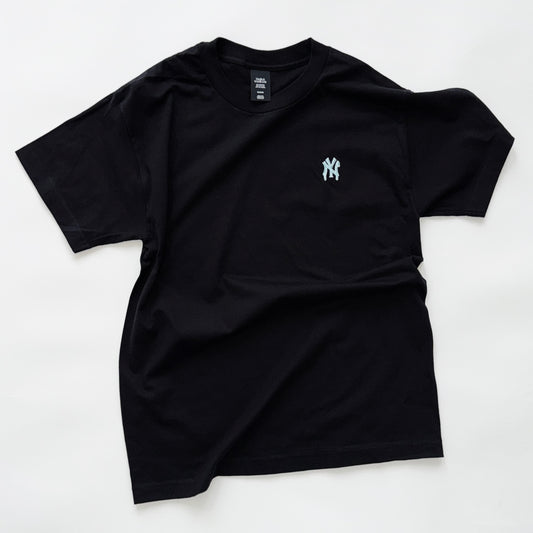 IMT embroidered dripping NY tee BK