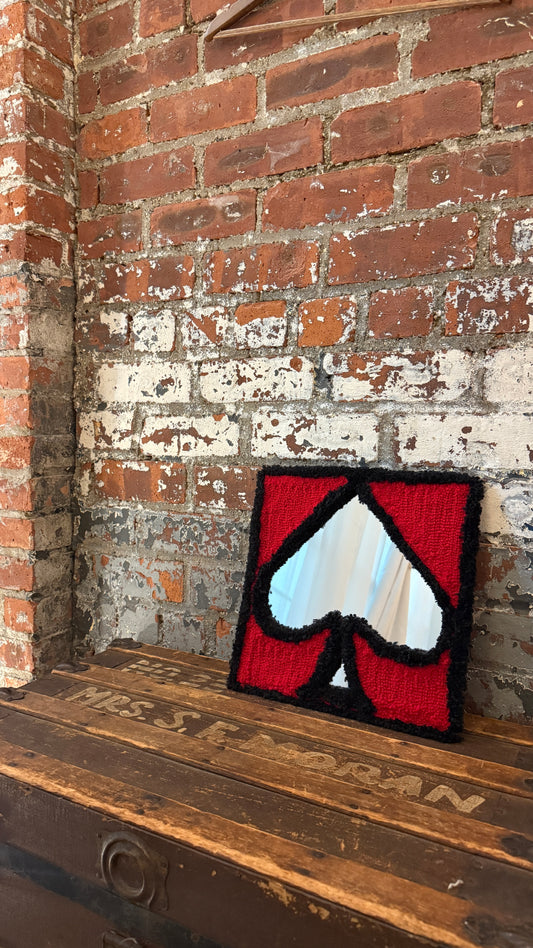 IMT carpet square mirror red spade