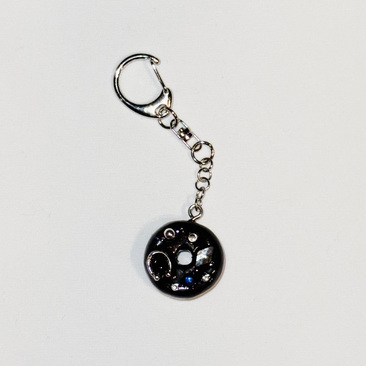 IMT Key chain black doughnut