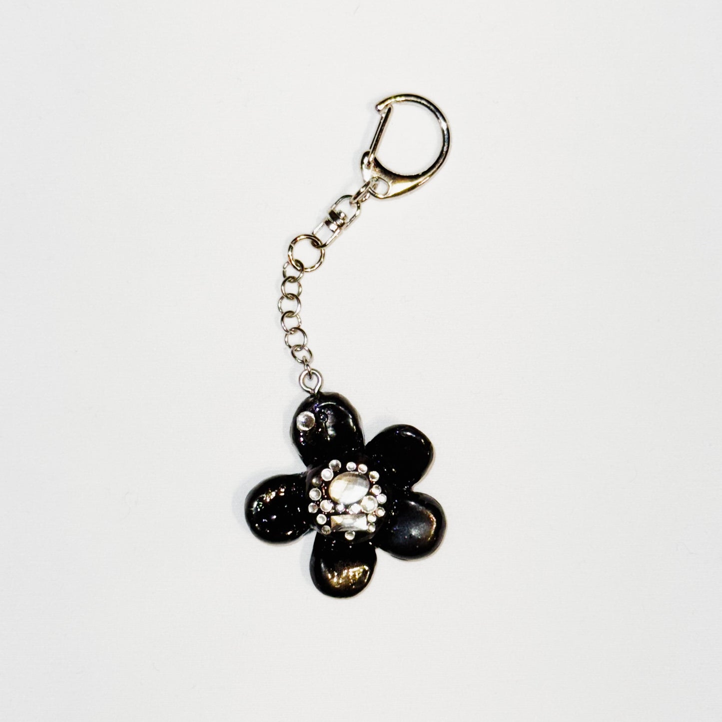 IMT Key chain black flower small