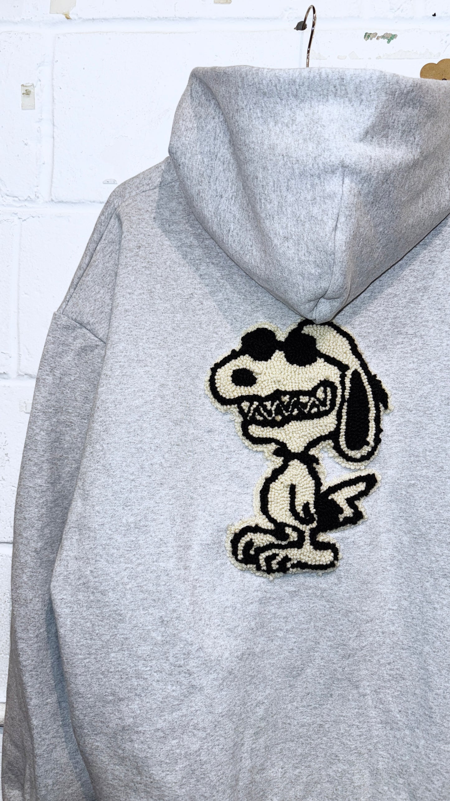 IMT 1/1 hand knitted patch hoodie snoopyyy