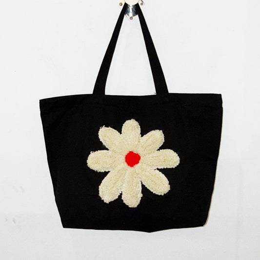 IMT hand knitted patch tote black daisy