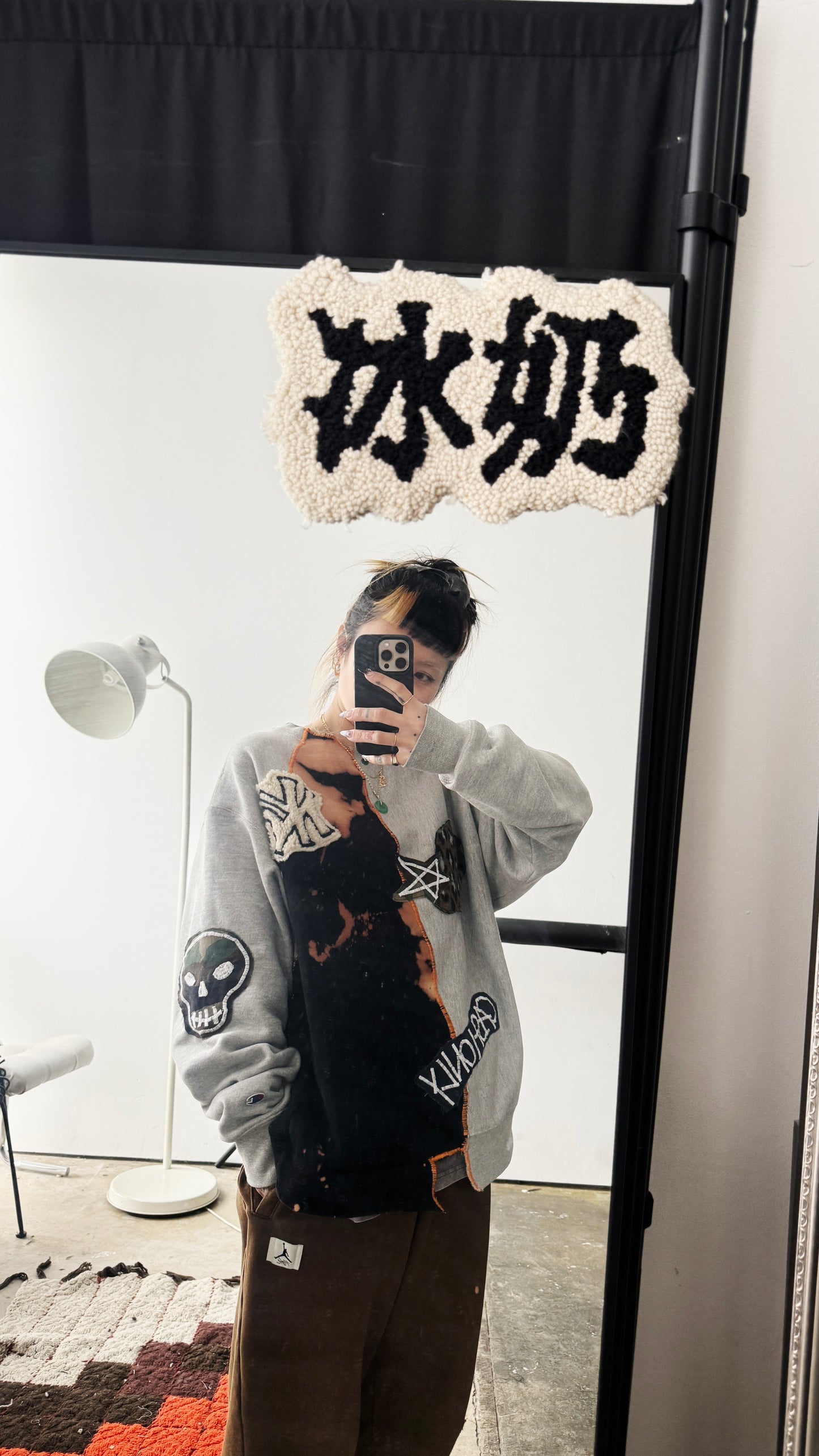 1/1 Reworked bleached dye crew neck grey