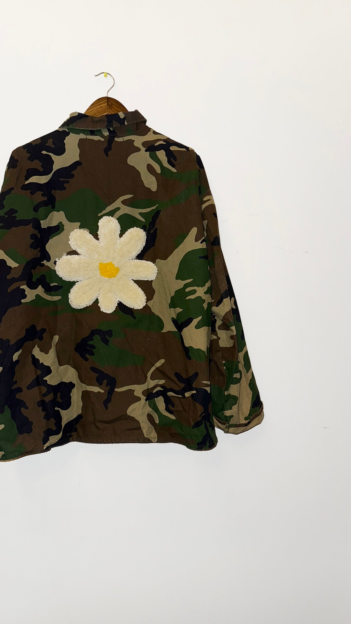 IMT 1/1 hand knitted patch camo jk daisy