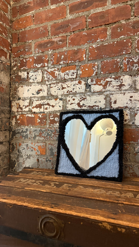 IMT carpet square mirror blue heart
